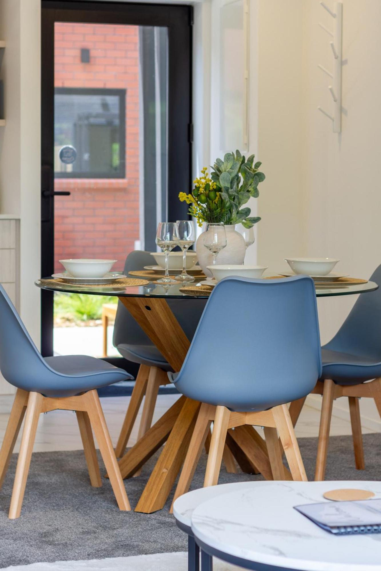Conveniently Located 2Br Townhouse In West Akl Lejlighed Auckland Eksteriør billede