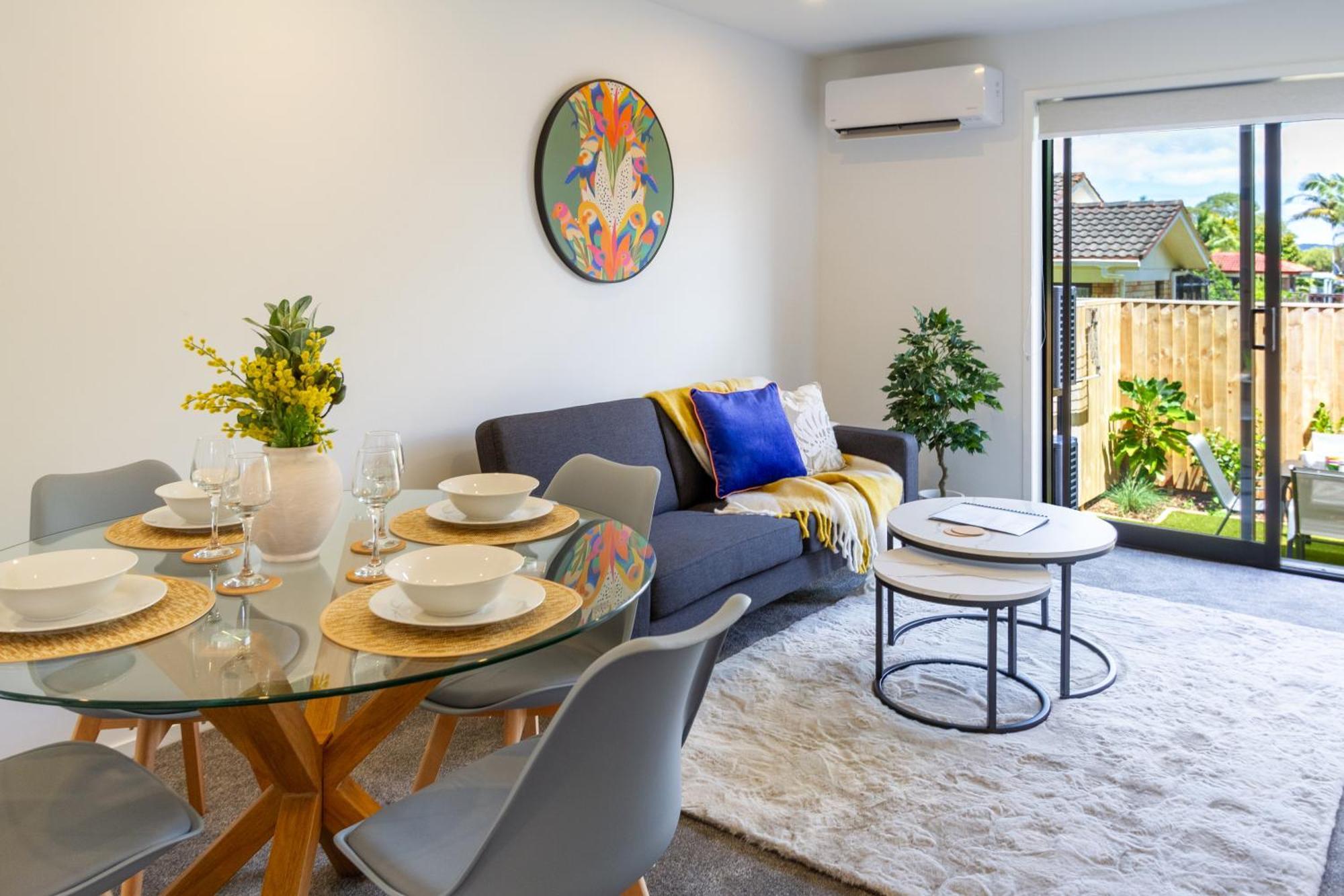Conveniently Located 2Br Townhouse In West Akl Lejlighed Auckland Eksteriør billede